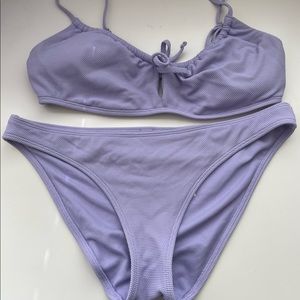Hollister light purple ribbed size L bikini